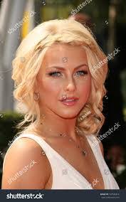 Juliana Huff's Instagram, Twitter & Facebook