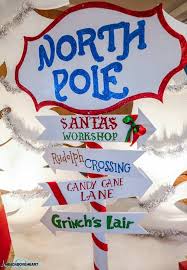 24c8a2c269289d37f13d6886fc9f5e69 Jpg 666 960 Office Christmas Decorations Christmas Classroom Christmas Door Decorations