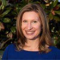 Julie Havens's Instagram, Twitter & Facebook