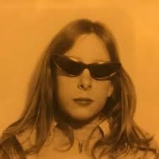 william bee (@williambeebooks)