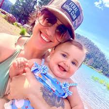 Emily Herndon (@emilylouherndon) • Instagram photos and videos