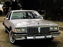 pin by stephen warner on pontiac oakland gm usa in 2020 pontiac parisienne pontiac pontiac cars pinterest