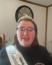 Samantha Seeber's Instagram, Twitter & Facebook