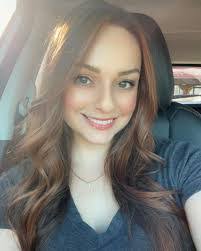 Cara Graham's Instagram, Twitter & Facebook