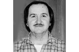 Robert Gruner's Instagram, Twitter & Facebook