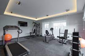 With so many gym flooring options out there, it's easy to get lost when deciding what's best for your workout regimen. The Best Flooring For Your Home Gym In 2021 The Home Fit Freak