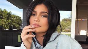 Kylie jenner has been in the limelight since her early days on keeping up with the kardashians.the beauty mogul has made a name for herself as a busin. Kylie Jenner Will Sich Nicht Zu Ihrer Schwangerschaft Aussern