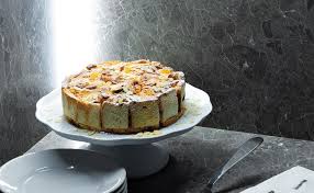 1 cucchiaio di farina gialla; La Ricetta Della Charlotte Di Pane Con Le Mele E Le Mandorle