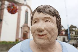 Höxter: Schmierereien an "Alltagsmenschen" aufgetaucht