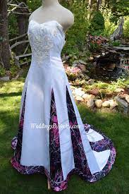 Wedding Dress With Muddy Girl Camo Muddy Girl Camo Wedding Camo Wedding Dresses Camo Wedding Dress