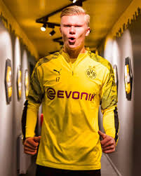 The first big surprise of the winter transfer market has arrived as erling haaland has officially moved from rb salzburg to borussia dortmund. Haaland Wallpaper Erling Haaland Wallpapers Hd Download New 4k Images Of Erling Haaland 20 Norvec Borussia Dortmund 2019 Den Beri Santrafor Piyasa Degeri