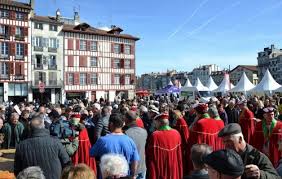 N'hésitez pas à nous rendre visite sur notre stand aubard et au restaurant officiel de la foire au. La Fete Du Jambon De Bayonne