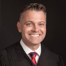 Last night the Southern Illinois Inn of Court had its end of year meeting  honoring longtime Inn member Suzanne Schmitz.