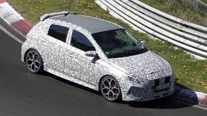 Jedes detail des neuen hyundai i20 n betont seinen leistungsstarken charakter. 2021 Hyundai I20 N Shaping Up To Be A Fun Little Hot Hatch Carscoops