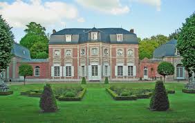 Chateau De Bagatelle Picardie Chateau France Chateau Maison France