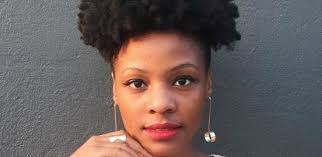 Your hair then turns around and begins growing back into the skin. 3 Types Of Irritated Scalp Bumps To Look Out For Naturallycurly Com Naturallycurly Com