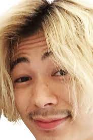 金髪になった成田 凌より みなさん かっこつけましょう 成田 金髪 トレインスポッティング