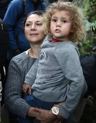 Martha issová (also known as martha issa, born 22 march 1981) is a czech film, television and stage actress. Galerie Martha Issova S Dcerou Frantiskou Jako By Si Z Oka Vypadly Foto 1 Blesk Cz