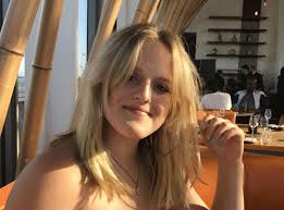 Lottie Leach's Instagram, Twitter & Facebook