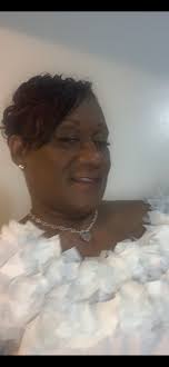 New single “HONEST” available at midnight 8/8