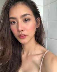 Beauty Beautygoals Beautyinspo Beautiful Model Beautytrends Naturalbeauty Softmakeup In 2020 Natural Makeup Looks Fall Makeup Trend Makeup Looks
