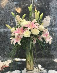 Low prices guaranteed · top quality calla lilies · free shipping Stargazer Lilies With White Roses In Fort Lauderdale Fl Victoria Park Flower Studio