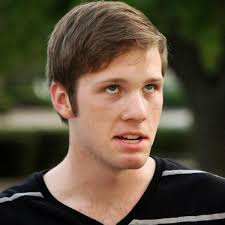 Fitcher's Bird (@fitchers_bird)