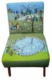 как сделать домик из подушек и одеял и стульев 30 Pejzazhnyh Kresel S Applikaciyami V 2020 G Neobychnaya Mebel Pokrashennye Stulya Obnovlenie Mebeli