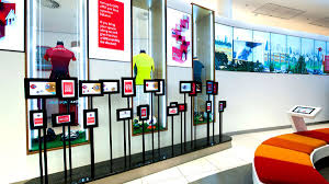 Absa Wanted To Create A More Interactive Environment For Customers Whilst Promoting And Testing New Ways Of Banking So They Ap Bank Design Branch Design Design