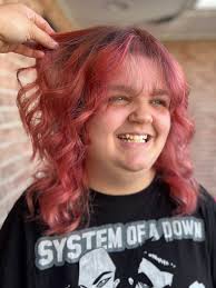 we may or may not have been inspired by the Dunkin strawberry daydream  refreshers we got before this 😜 • After ➡️ before cut/color by Anna 💕