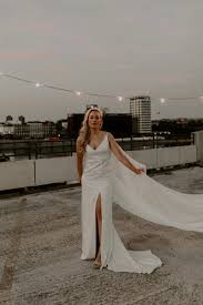 Maybe you would like to learn more about one of these? Die Brautmoden Kollektion The Vow Von Sandra Nymphius