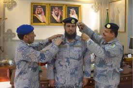 ويتولى جانباً إلى جنب مع بقية الأجهزة الأمنية بوزارة الداخلية الأخرى، القيام بدور مهم وفعال، ضمن منظومة الأمن الذي تعيشه المملكة العربية السعودية. Ù‚Ø§Ø¦Ø¯ Ø­Ø±Ø³ Ø§Ù„Ø­Ø¯ÙˆØ¯ Ø¨ØªØ¨ÙˆÙƒ ÙŠÙ‚Ù„Ø¯ Ø§Ù„Ø¨Ù„ÙˆÙŠ Ø±ØªØ¨Ø© Ù„ÙˆØ§Ø¡