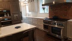 The microwave oven should be serviced only by qualified service personnel. How Easy Or Hard Is Using An Undercounter Speed Oven