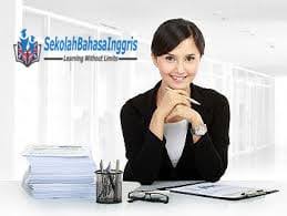 Dokumen seperti surat lamaran atau cover letter adalah hal yang paling pertama dilihat oleh hrd ketika menyeleksi calon karyawan baru. Contoh Surat Lamaran Kerja Bahasa Inggris Sekretaris Terbaik