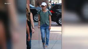 On a daily basis, the actress was dealing with exhaustion, pain throughout her body, and sometimes blurry vision. Actress Selma Blair Reveals Ms Diagnosis On Instagram Video Abc News