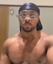 Isaac Piper: 18-Year-Old Bodybuilder