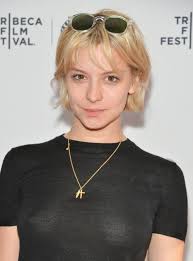 Annabelle Jones's Instagram, Twitter & Facebook