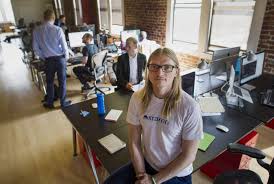 Mimi Algerienne Taylor - quick to respond and set