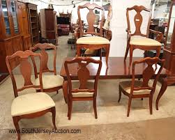 Thanks for visiting our traditional dining rooms photo gallery where you can search for lots of dining room design ideas. Sold Price 8 Piece Traditional Style Dining Room Set In The Mahogany Finish By Thomasville Furniture Table With 2 Leaves 2 Piece China Cabinet And 6 Chairs Invalid Date Edt