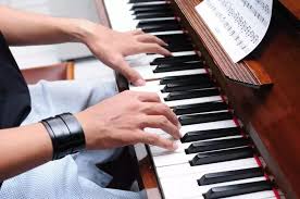 Listen and download oliver fonsi — torna a surriento, gennaro venditto — vierno, gennaro venditto — 'o surdato 'nnammurato, italian hitmakers — amico pianoforte & more. Consigli Per Iniziare A Suonare Il Piano Rapidamente