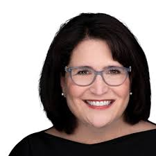 Cheryl Muth's Instagram, Twitter & Facebook