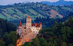 Узнайте историю замка, что посмотреть, советы по посещению и как добраться. Bran Bran Castle Zamok Grafa Drakuly V Rumynii