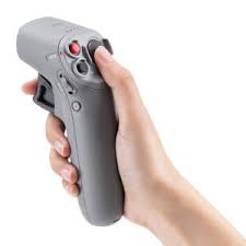 The dji fpv includes high performance motors that can take it from a standstill to 100kph in just 2 seconds while reaching a max speed of 140kph. Udvfdvd5p 1 Om