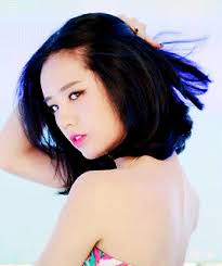 Girl's day grubunun bir üyesidir. Best Lee Hyeri Gifs Gfycat