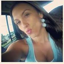 Carla Dumont's Instagram, Twitter & Facebook