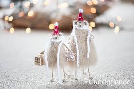 Knit Christmas Mouse Figurine Stuffed Rat Plush In Santa Hat Etsy Christmas Gift Decorations Christmas Mouse Miniature Christmas