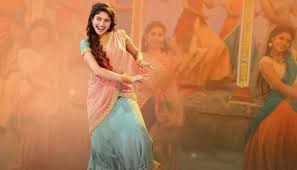 Previous articlemadavan (aka) maddy unseen photo gallery. South Actress Sai Pallavi S Saranga Dariya Song From Love Story With Naga Chaitanya Goes Viral On Youtube Watch Regional News Zee News