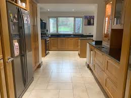 Are howdens kitchens any good? Large Malton Oak Wood Glass Door Shaker Kitchen Used Kitchen Hub