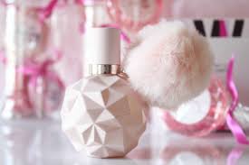 This 2016 launch is marked by shades of white flowers and powder and features enough sweet ingredients to serve as dessert. Ariana Grande Sweet Like Candy The Sunday Girl