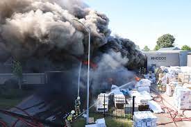Melding buitenbrand bij rhodos wellness in oldebroek eindigt in een zeer grote brand. Na Urenlang Blussen Bij Rhodos Welness Kan De Brandweer Eindelijk Weer De Slangen Opbergen Foto Gelderlander Nl